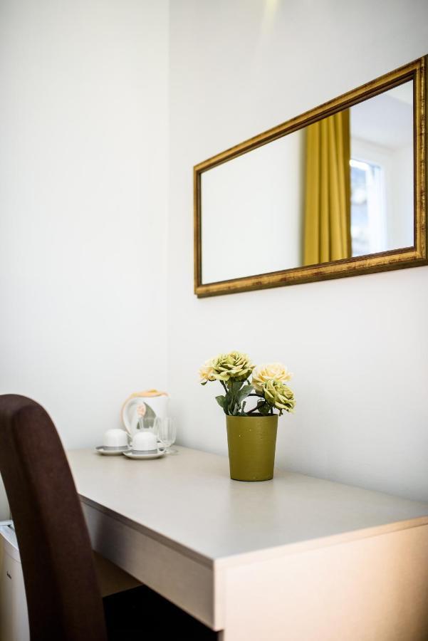 Sweet Old Town By Duhomes Guest house